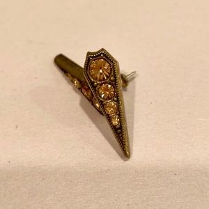 Bronze and champagne rhinestone earrings.